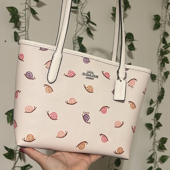 Coach Small City Tote - Picture 3 of 8